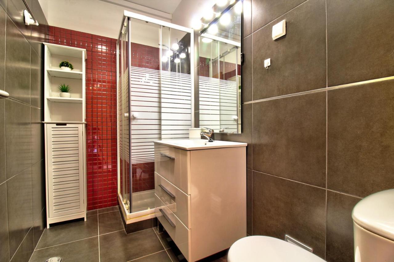 Apartamento Center Location, Ac, Swimming Pool, And Parking Olhão Exterior foto