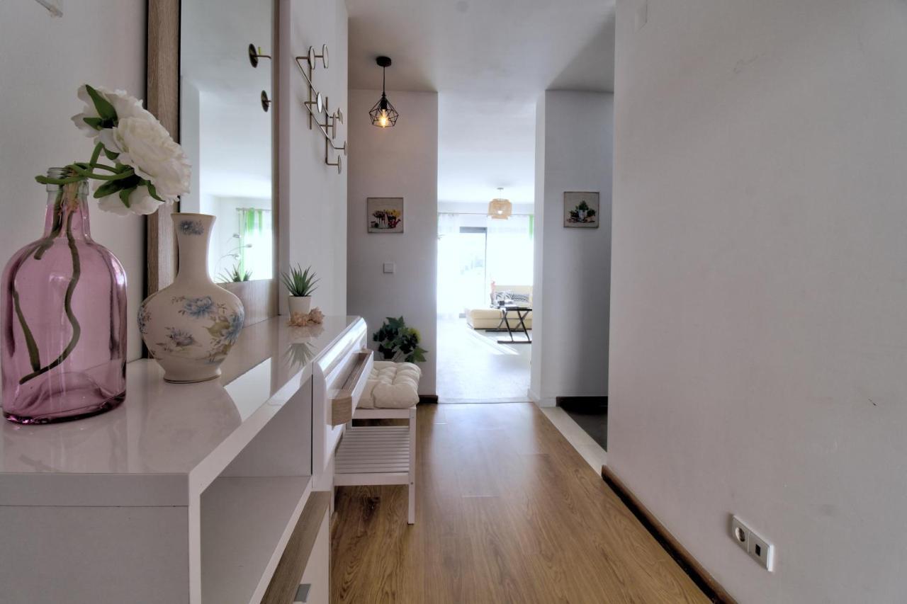 Apartamento Center Location, Ac, Swimming Pool, And Parking Olhão Exterior foto