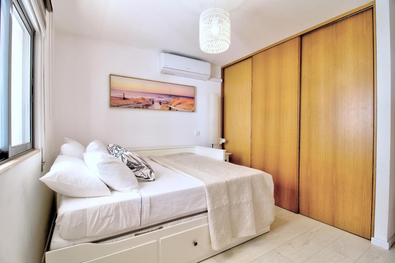 Apartamento Center Location, Ac, Swimming Pool, And Parking Olhão Exterior foto